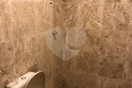 Casa em condomínio à venda com 4 quartos, sendo 6 suítes, em Fazenda Morumbi, São Paulo, SP