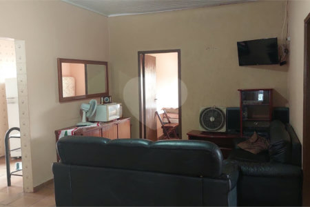 Chácara à venda com 4 quartos no Centro, Araçoiaba da Serra, SP