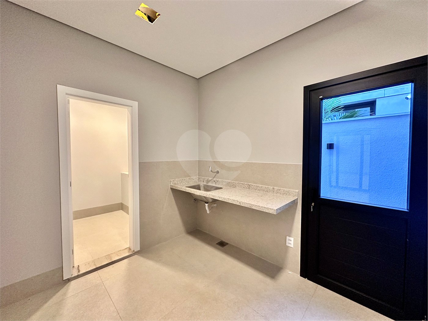 Casa à venda com 4 suítes no condomínio Supremo Itália, Cuiabá - MT