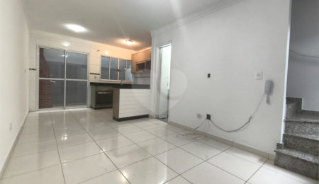 Casa à venda com 2 suítes no condomínio Murilo, São Paulo - SP