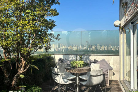 Apartamento à venda com 3 quartos, sendo 1 suíte, em Cerqueira César, São Paulo, SP
