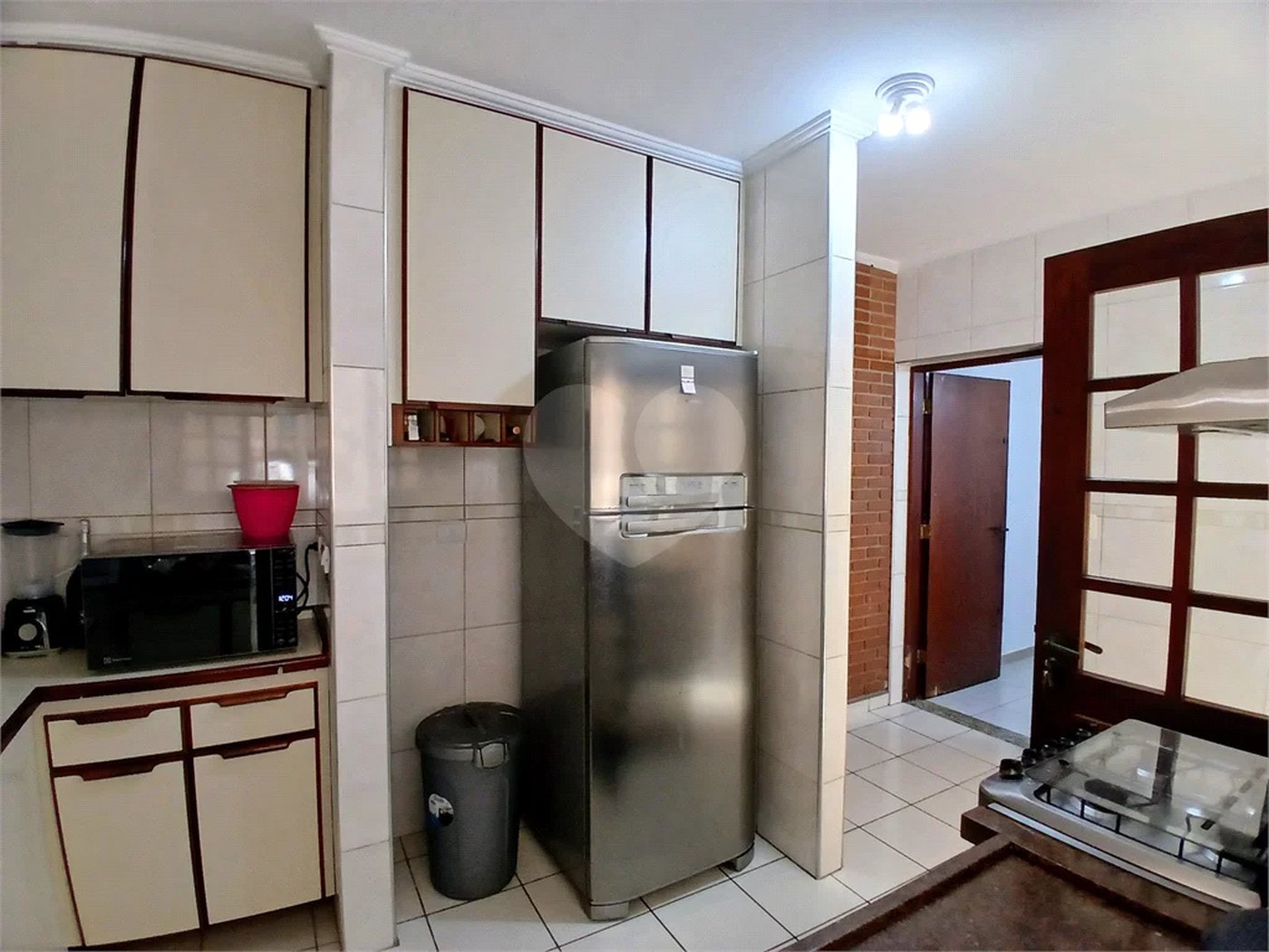 Sobrado à venda com 3 quartos, sendo 1 suíte,  em Tremembé, São Paulo, SP