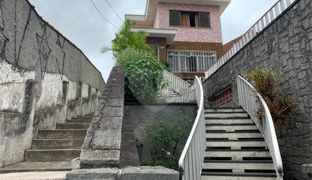 Sobrado à venda com 3 quartos em Vila Gustavo, São Paulo, SP