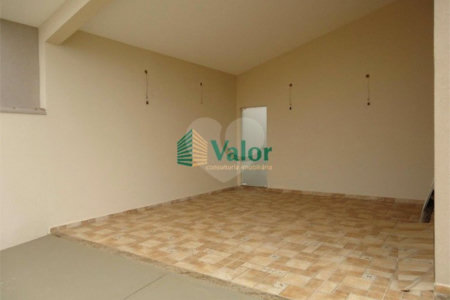 Casa no Condomínio Quebec, com 4 dormitórios, sendo 1 suíte.