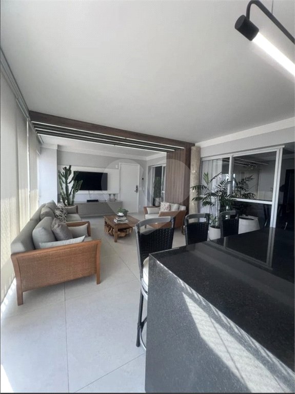 APARTAMENTO NA MOOCA LUXO - PORTEIRA FECHADA - 3 QUARTOS - 4 VAGAS ACEITA PERMUTA