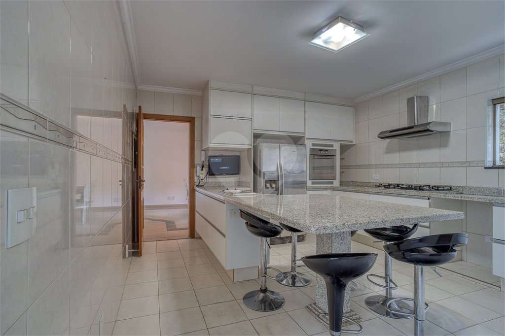 Casa à venda com 4 suítes em Chácara Monte Alegre, São Paulo, SP