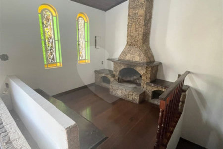 Sobrado à venda com 6 quartos, sendo 3 suítes,  em Dos Casa, São Bernardo do Campo, SP