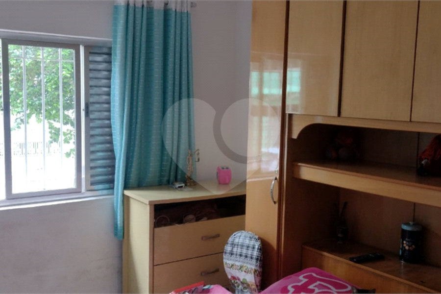 Casa à venda com 3 quartos, sendo 1 suíte, em Jardim Guairaca, São Paulo, SP