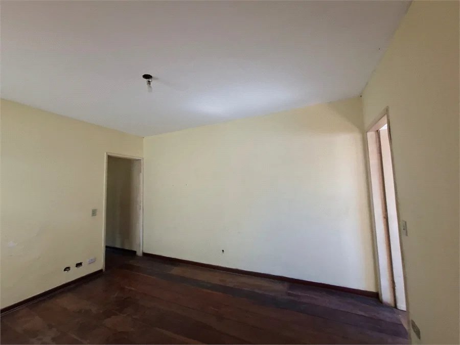 Sobrado à venda com 3 quartos, sendo 1 suíte, em Jardim Esmeralda, São Paulo, SP