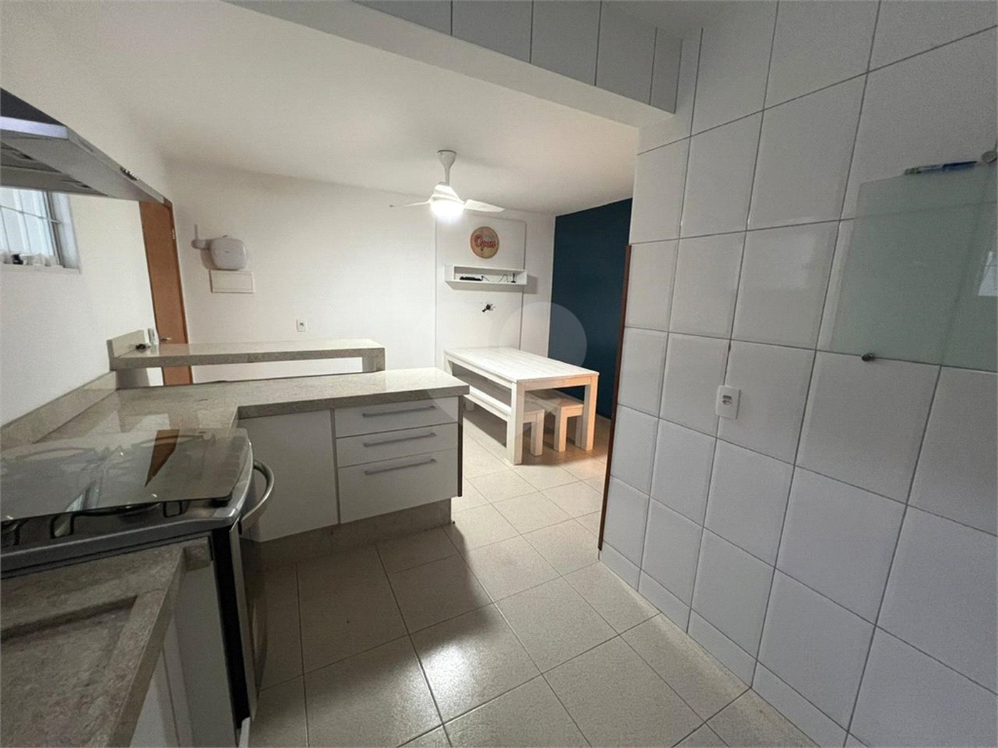 Casa à venda com 3 quartos, sendo 1 suíte,  em Vila Suissa, Mogi das Cruzes, SP