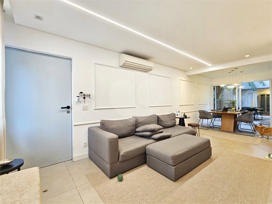 Casa de Vila à venda com 3 suítes em Vila Nova Conceição, São Paulo, SP