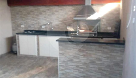 Casa à venda com 2 quartos no condomínio Jardim Europa, Mogi das Cruzes - SP