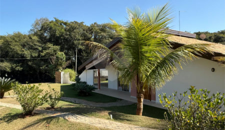 Casa à venda com 3 quartos, sendo 1 suíte,  no condomínio Vale do Lago, Sorocaba - SP