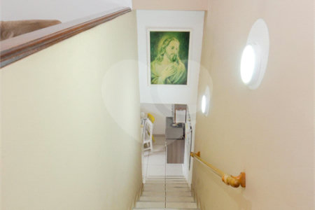 Casa à venda com 4 quartos, sendo 1 suíte, em Jardim Nova Taboão, Guarulhos, SP