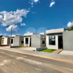 Casa à venda com 3 quartos, sendo 1 suíte, no condomínio Brasil, Atibaia - SP