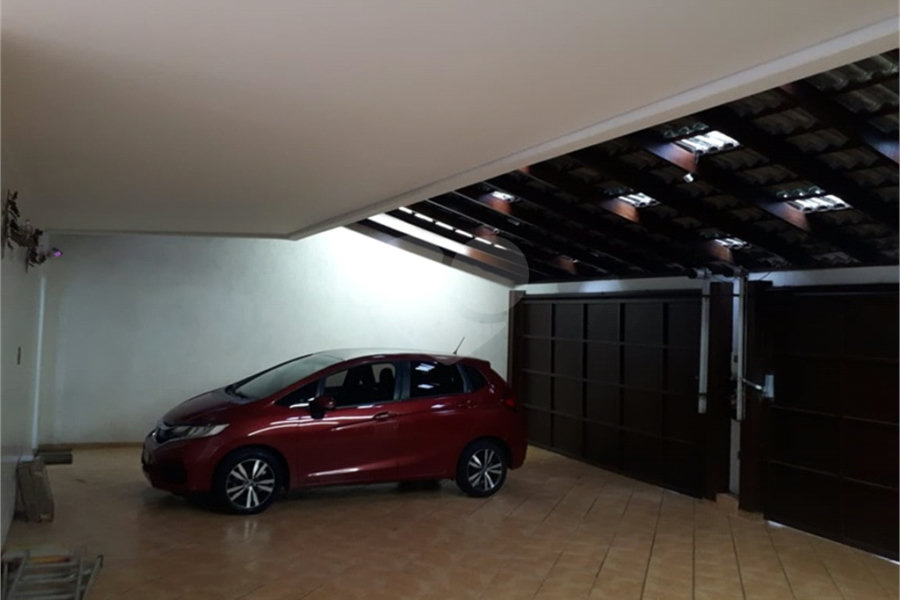 Sobrado à venda com 5 quartos, sendo 3 suítes, em Tremembé, São Paulo, SP
