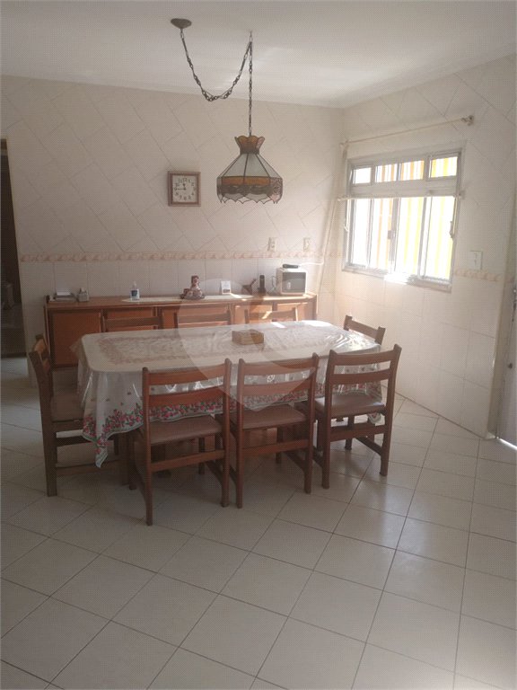 Casa à venda com 4 quartos, sendo 1 suíte,  em Vila Gustavo, São Paulo, SP