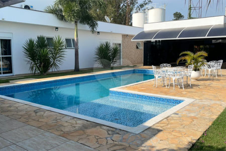 Casa à venda com 3 suítes no condomínio Village Ipanema I, Araçoiaba da Serra - SP