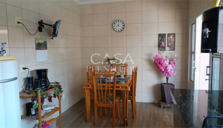 Casa à venda com 3 quartos, sendo 1 suíte,  em Jardim Americano, Sorocaba, SP