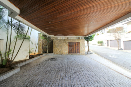 Casa à venda com 5 quartos, sendo 3 suítes, em Jardim São Bento, São Paulo, SP