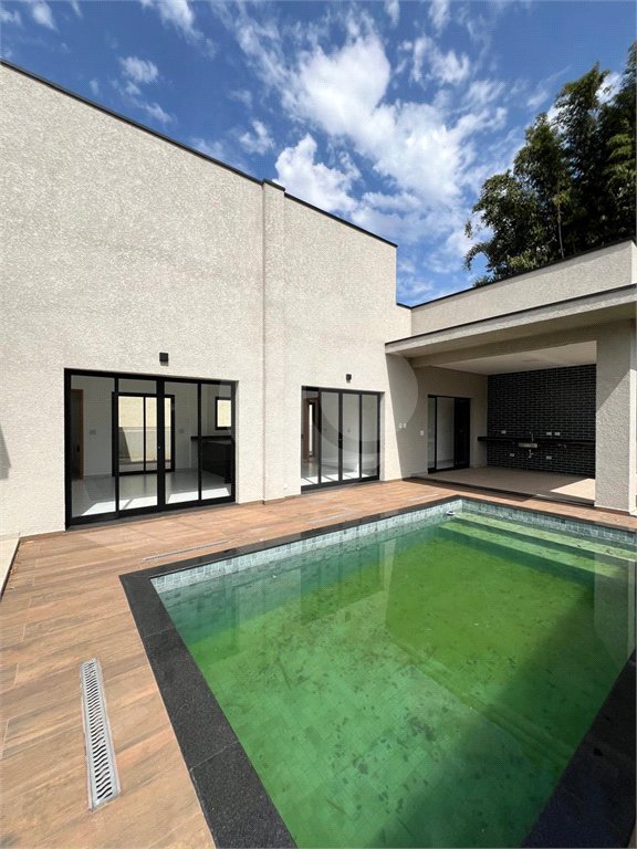 Casa à venda com 3 suítes no condomínio Spazio Design, Bragança Paulista - SP