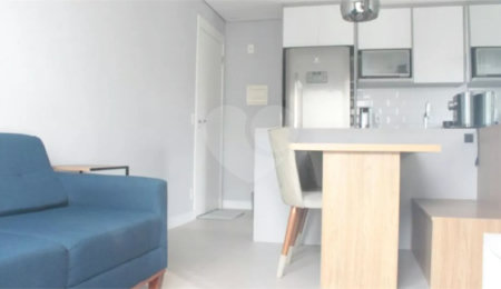 Apartamento à venda com 2 quartos em Parque Reboucas, São Paulo, SP