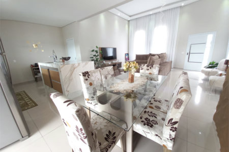 Casa à venda com 3 quartos, sendo 1 suíte,  no condomínio Villagio Milano, Sorocaba - SP