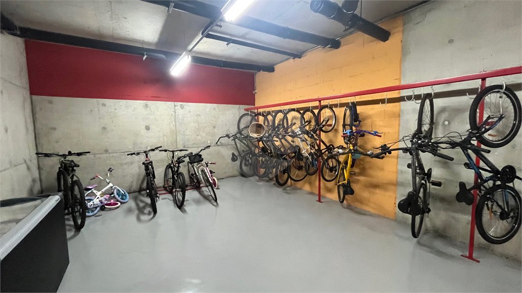 Apartamento à venda com 2 quartos, sendo 1 suíte,  em Carandiru, São Paulo, SP