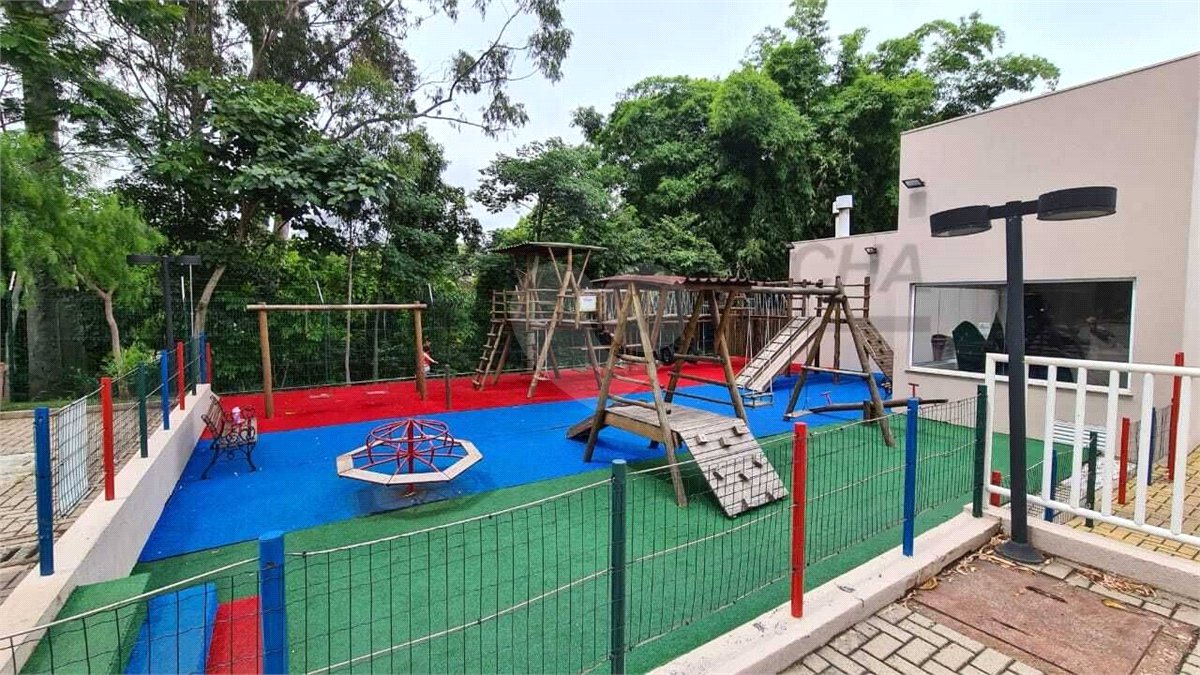 Apartamento à venda com 3 quartos, sendo 1 suíte,  em Bela Vista, Salto, SP