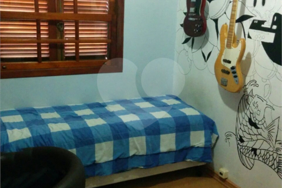 Sobrado à venda com 3 quartos, sendo 1 suíte, em Jardim Virginia Bianca, São Paulo, SP