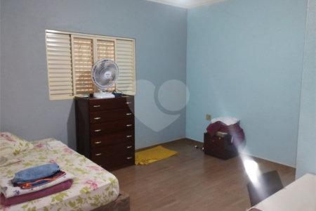 Casa à venda com 6 quartos, sendo 4 suítes, no condomínio Chácara Hipica, Ribeirão Preto - SP