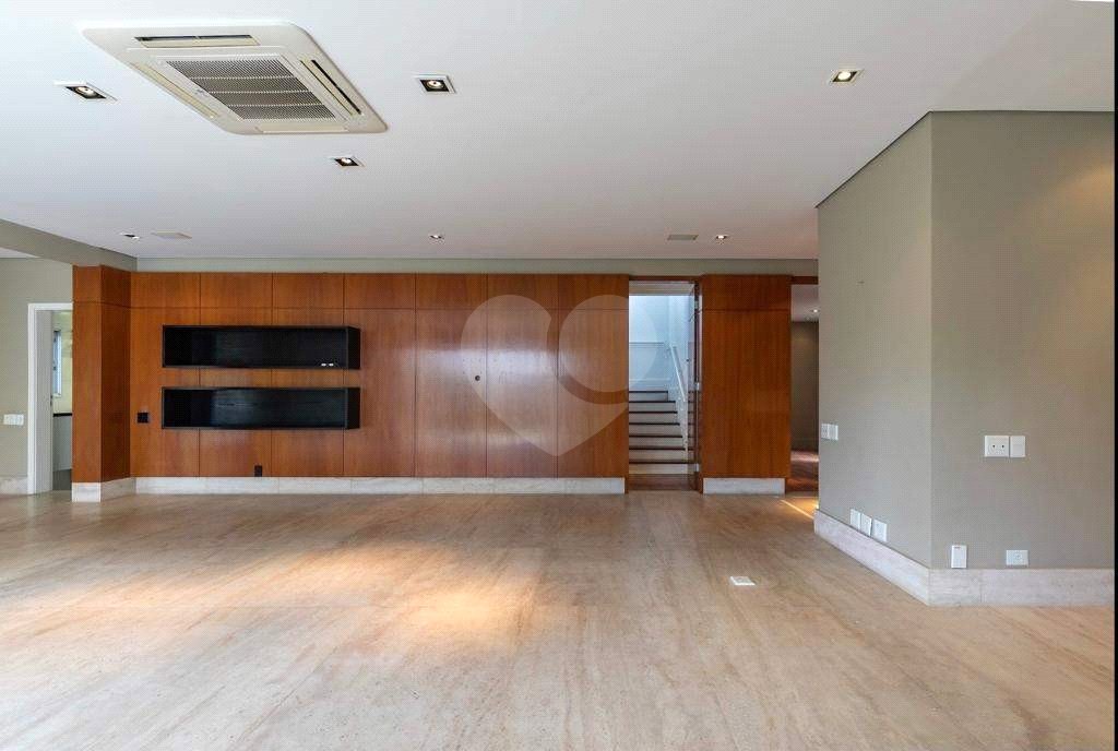 Casa à venda com 4 suítes no condomínio L`exclusive, São Paulo - SP