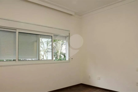 Casa à venda com 3 suítes no condomínio Residencial Morumbi, São Paulo - SP
