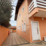 Sobrado à venda ou para alugar com 4 quartos, sendo 2 suítes, em Jardim Terceiro Centenário, Atibaia, SP