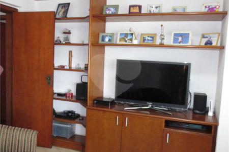 Apartamento à venda com 4 quartos, sendo 3 suítes,  em Saúde, São Paulo, SP