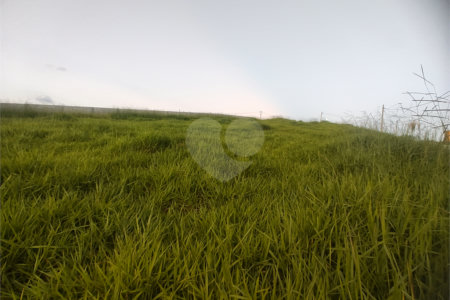 Terreno à venda no condomínio Paraíso da Montanha, Piracaia - SP