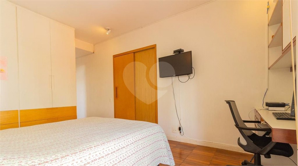 Apartamento à venda com 4 quartos, sendo 1 suíte,  em Cidade Monções, São Paulo, SP