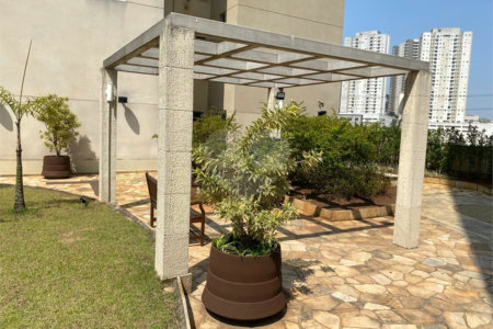 Apartamento à venda com 2 quartos em Parque Reboucas, São Paulo, SP