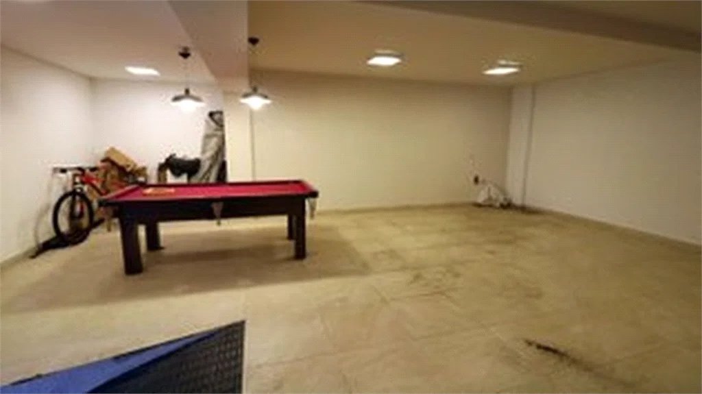 Sobrado à venda com 4 quartos, sendo 3 suítes, em Paraíso do Morumbi, São Paulo, SP
