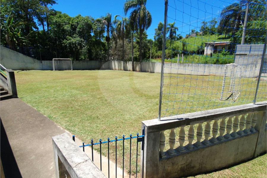 Chácara à venda com 3 quartos em Lavras, Mairiporã, SP