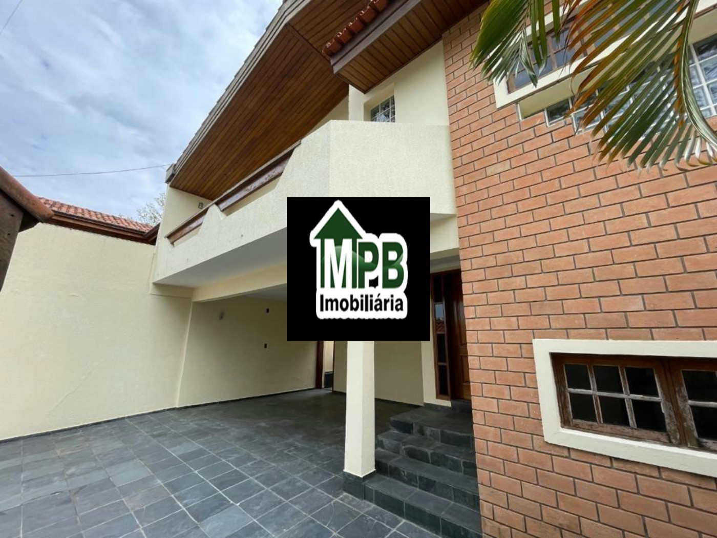 Sobrado à venda com 3 quartos, sendo 1 suíte, em Jardim Refúgio, Sorocaba, SP
