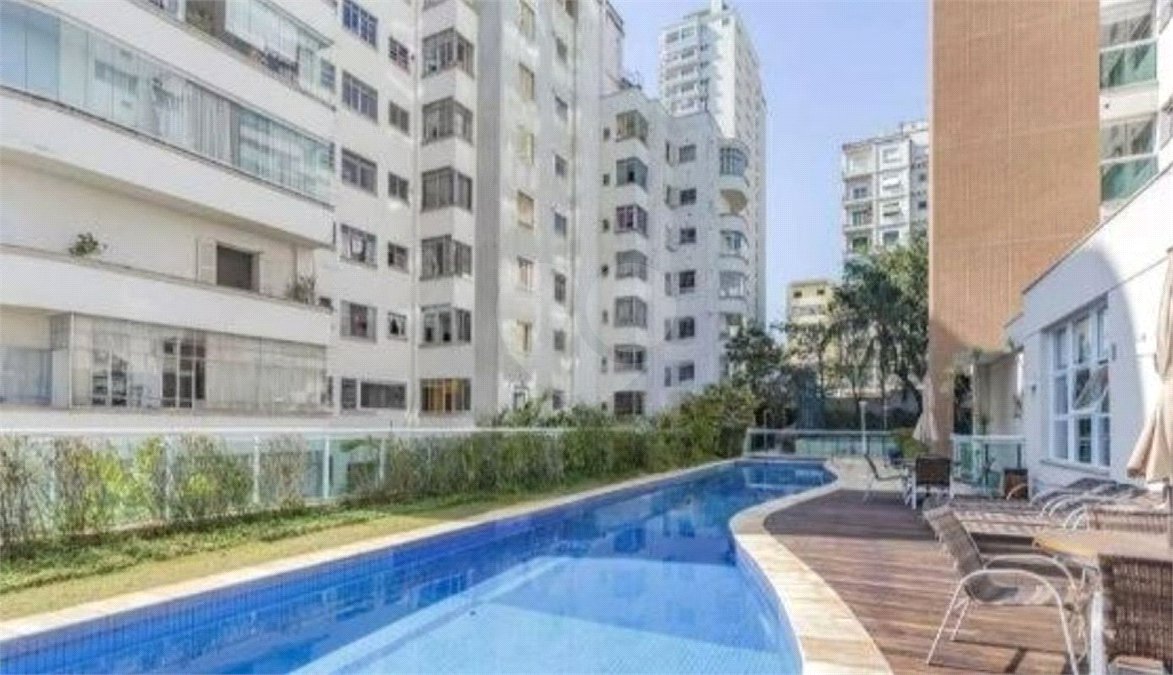Apartamento à venda com 3 suítes em Paraíso, São Paulo, SP