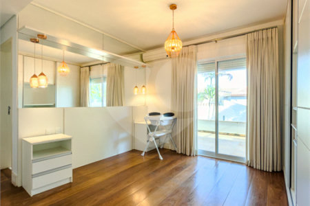 Casa à venda com 4 suítes no condomínio Villa Borghese, Indaiatuba - SP