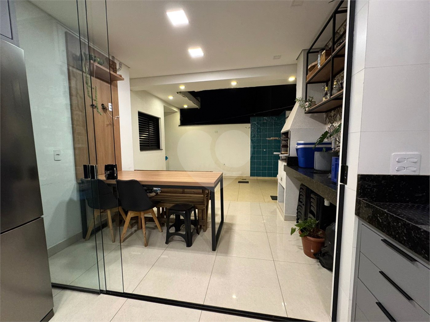 Casa à venda com 3 quartos, sendo 1 suíte, no condomínio Terras de São Francisco, Sorocaba - SP