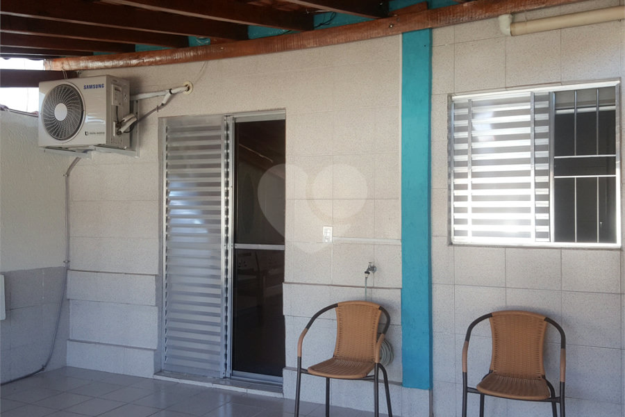 Sobrado à venda com 2 quartos em Tremembé, São Paulo, SP