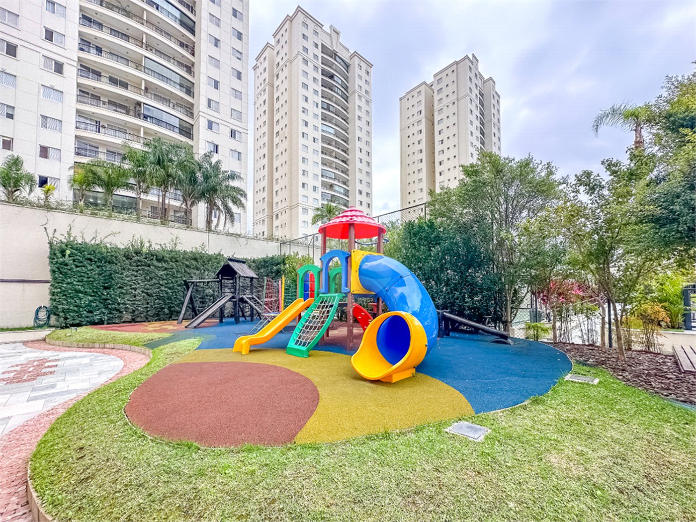 Apartamento à venda com 3 quartos, sendo 1 suíte, em Vila Sofia, São Paulo, SP