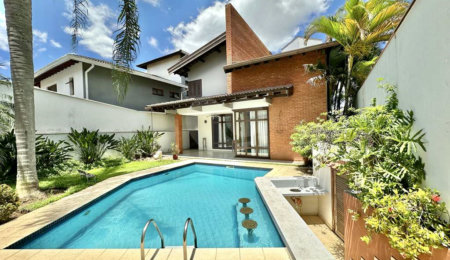 Casa à venda com 4 quartos, sendo 2 suítes,  no condomínio São Paulo Ii, Cotia - SP