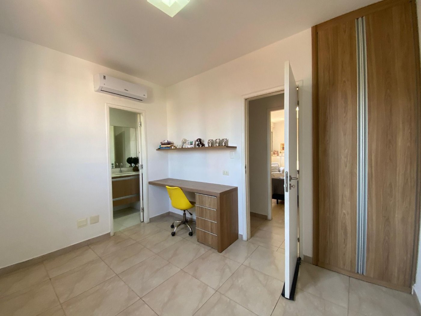 Casa com 2 dormitórios à venda, 127 m² por R$ 640.000,00 - Marapé - Santos/SP