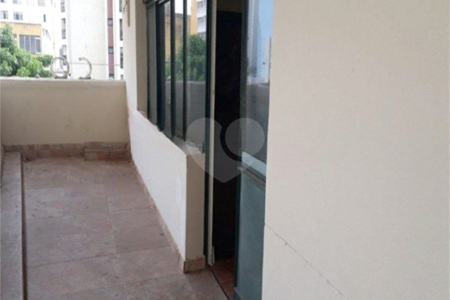 Apartamento à venda com 2 quartos, sendo 1 suíte, em Santa Cecília, São Paulo, SP