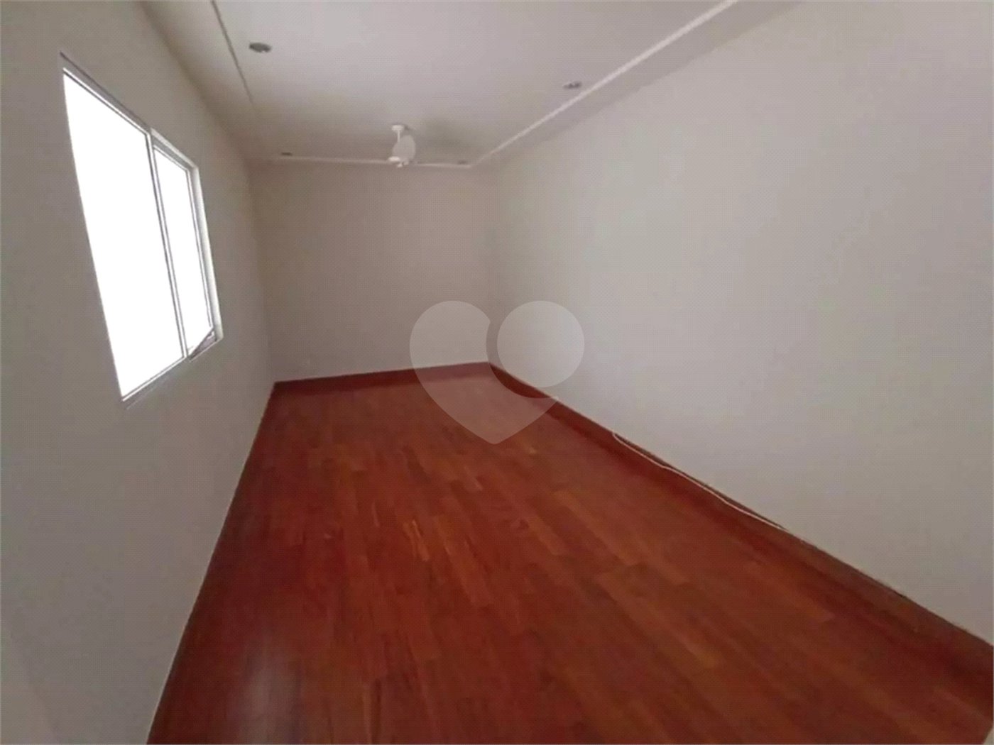 Casa à venda com 3 suítes no condomínio Solares Vila Europa, São Paulo - SP